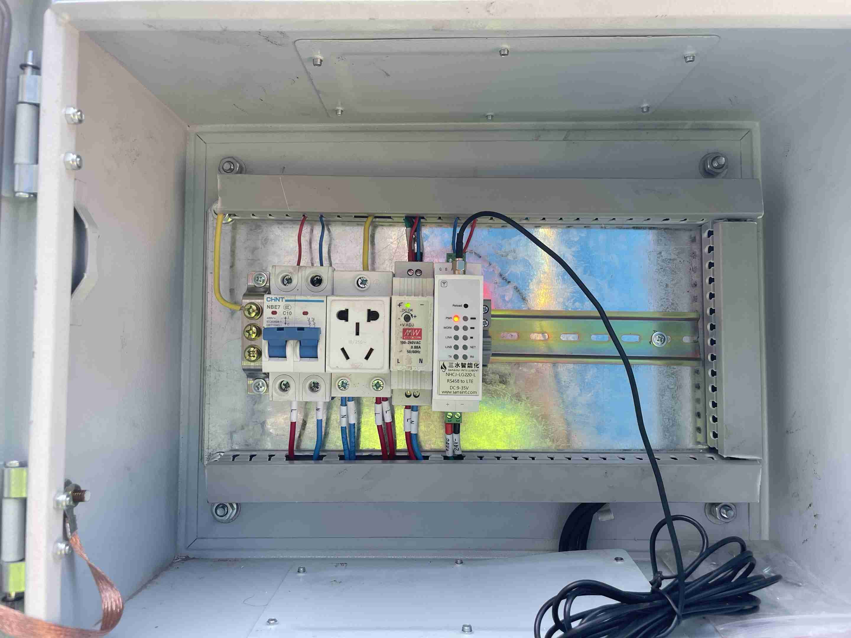 河北恒工精密裝備股份有限公司工業能耗在線監測系統(圖2) 配電箱2.jpg